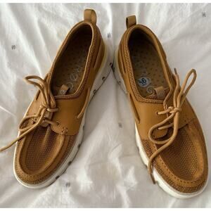 Cole Haan Zerogrand Regatta Boat Shoes Women’s Size 9.5 B Yellow Lace Up W25928